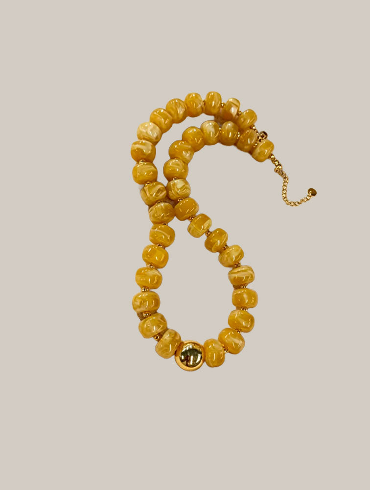 Collar de cuentas maximalista