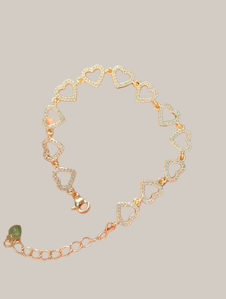 Pulsera de Corazones Calados con Brillo