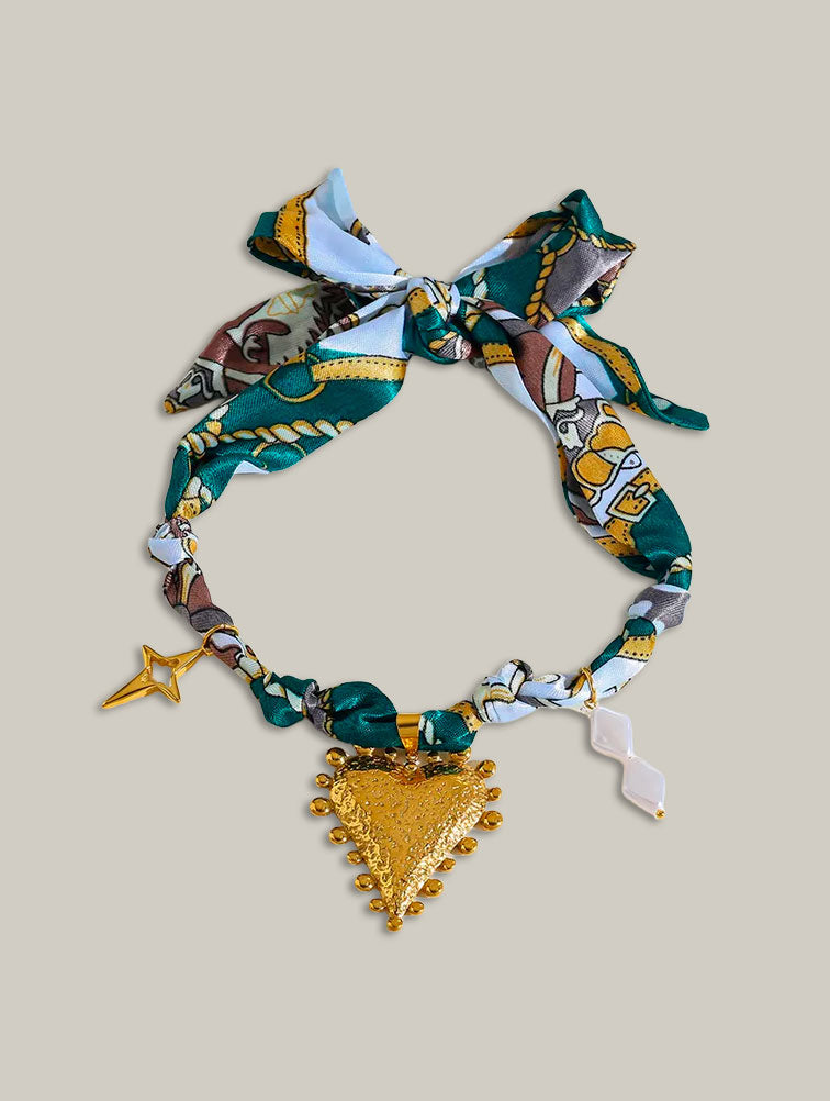 Collar bandana corazón